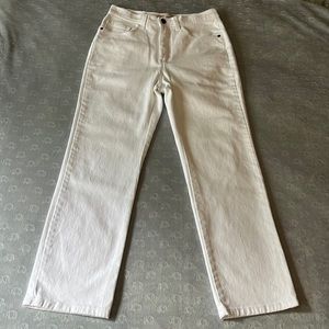 Lee Women’s Classic Fit Straight Leg Jean Size 8P‎